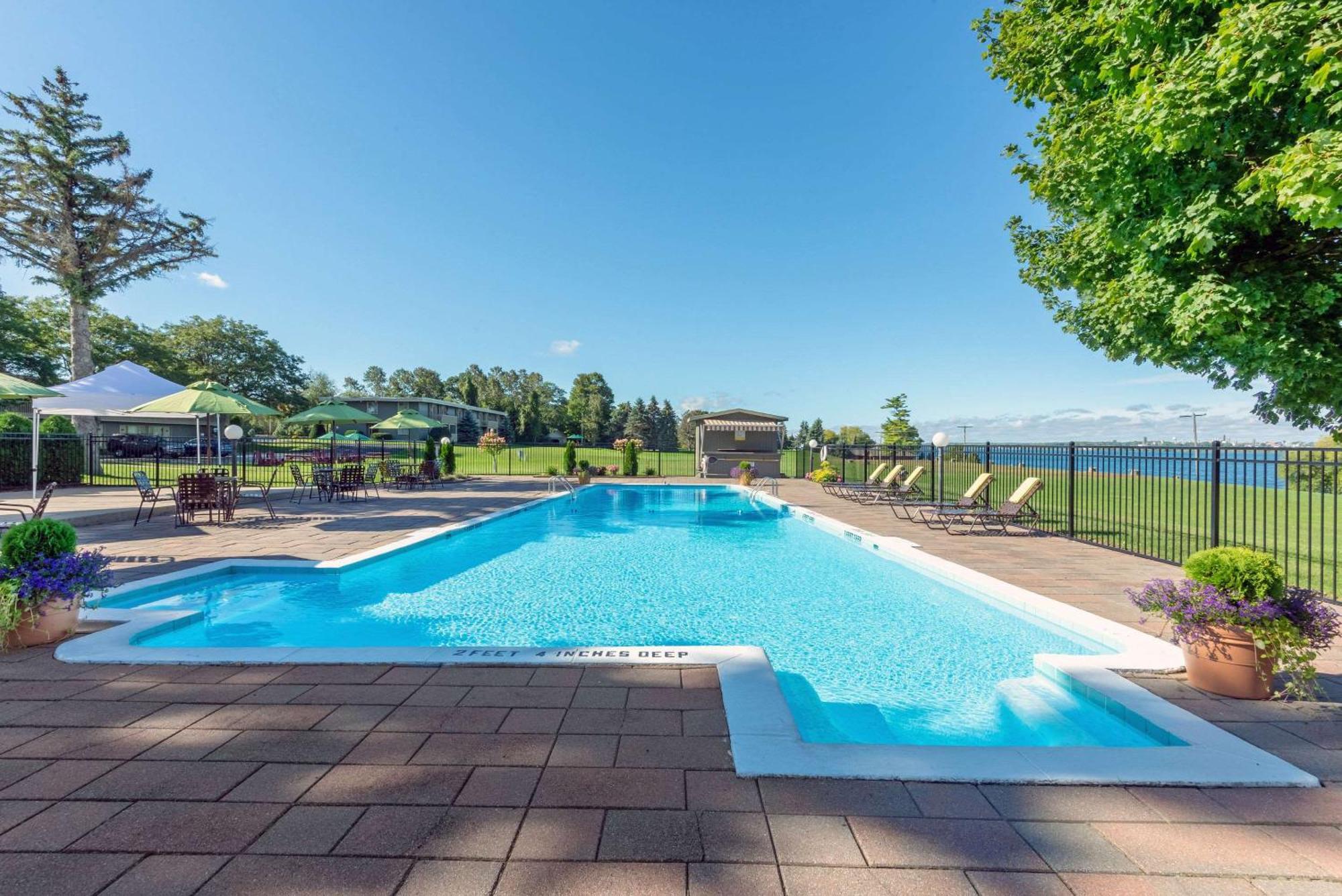 The Inn At Gran View Ogdensburg, Ascend Hotel Collection Extérieur photo