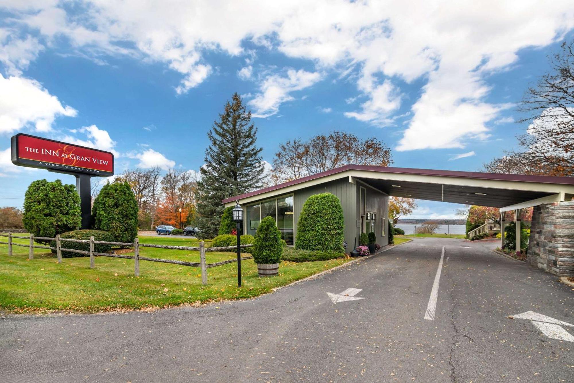The Inn At Gran View Ogdensburg, Ascend Hotel Collection Extérieur photo